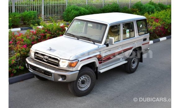 Sayi Imported Toyota Land Cruiser Other Babbar mota in Import - Dubai a Agadez Sayi Imported Toyota Land Cruiser Other Babbar mota in Import - Dubai a Agadez