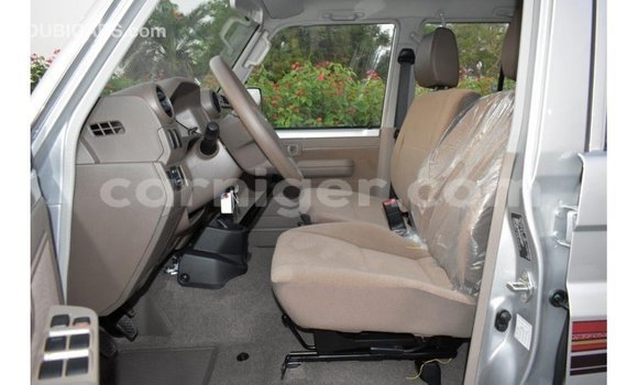 Sayi Imported Toyota Land Cruiser Other Babbar mota in Import - Dubai a Agadez Sayi Imported Toyota Land Cruiser Other Babbar mota in Import - Dubai a Agadez
