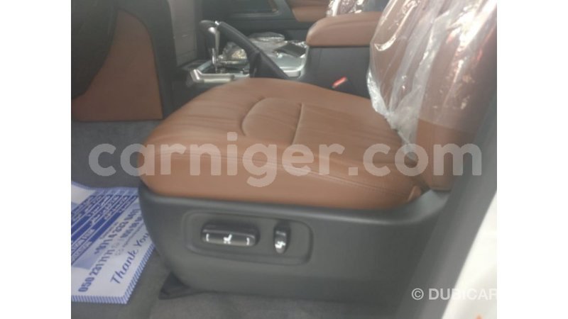 Big with watermark toyota land cruiser agadez import dubai 5452