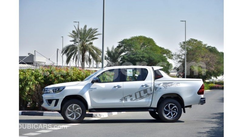 Big with watermark toyota hilux agadez import dubai 5455