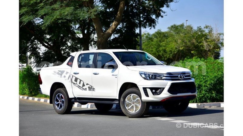 Big with watermark toyota hilux agadez import dubai 5455