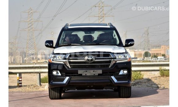 Sayi Imported Toyota Land Cruiser Black Babbar mota in Import - Dubai a Agadez Sayi Imported Toyota Land Cruiser Black Babbar mota in Import - Dubai a Agadez