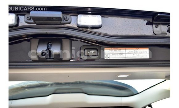 Sayi Imported Toyota Land Cruiser Black Babbar mota in Import - Dubai a Agadez Sayi Imported Toyota Land Cruiser Black Babbar mota in Import - Dubai a Agadez