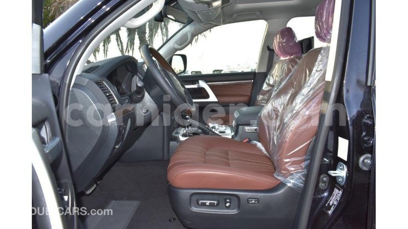 Big with watermark toyota land cruiser agadez import dubai 5457