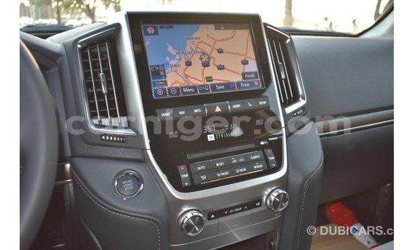Sayi Imported Toyota Land Cruiser Black Babbar mota in Import - Dubai a Agadez Sayi Imported Toyota Land Cruiser Black Babbar mota in Import - Dubai a Agadez