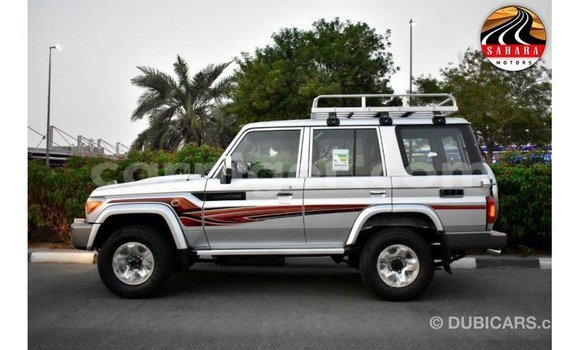 Sayi Imported Toyota Land Cruiser Other Babbar mota in Import - Dubai a Agadez Sayi Imported Toyota Land Cruiser Other Babbar mota in Import - Dubai a Agadez