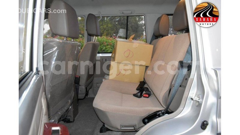 Big with watermark toyota land cruiser agadez import dubai 5459