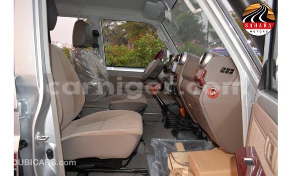 Sayi Imported Toyota Land Cruiser Other Babbar mota in Import - Dubai a Agadez Sayi Imported Toyota Land Cruiser Other Babbar mota in Import - Dubai a Agadez