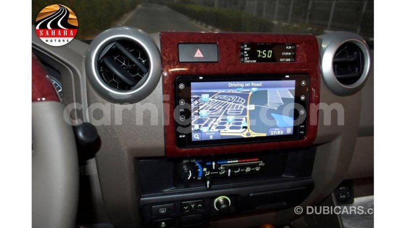 Big with watermark toyota land cruiser agadez import dubai 5459