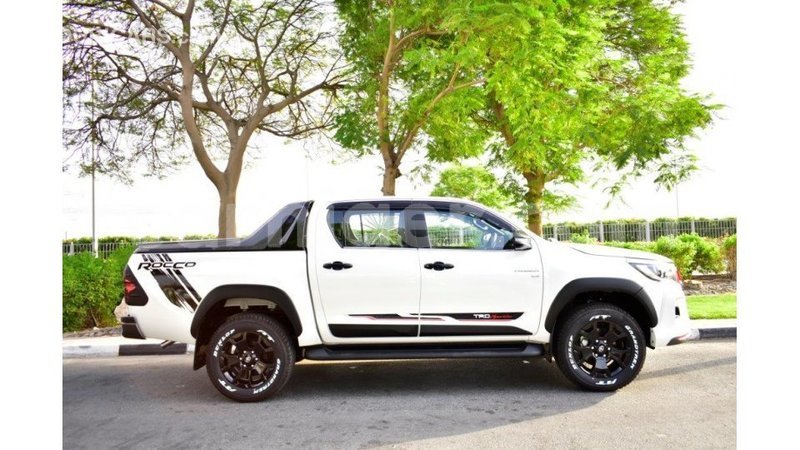 Big with watermark toyota hilux agadez import dubai 5460