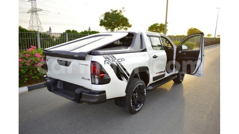 Big with watermark toyota hilux agadez import dubai 5460
