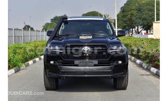Sayi Imported Toyota Land Cruiser Black Babbar mota in Import - Dubai a Agadez Sayi Imported Toyota Land Cruiser Black Babbar mota in Import - Dubai a Agadez