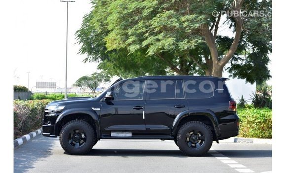 Sayi Imported Toyota Land Cruiser Black Babbar mota in Import - Dubai a Agadez Sayi Imported Toyota Land Cruiser Black Babbar mota in Import - Dubai a Agadez