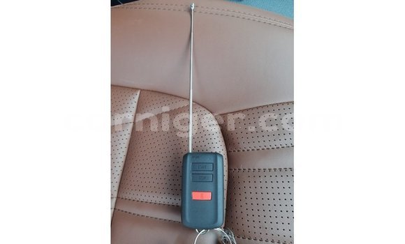 Sayi Imported Toyota Land Cruiser Black Babbar mota in Import - Dubai a Agadez Sayi Imported Toyota Land Cruiser Black Babbar mota in Import - Dubai a Agadez