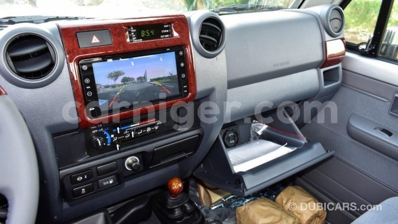 Big with watermark toyota land cruiser agadez import dubai 5465