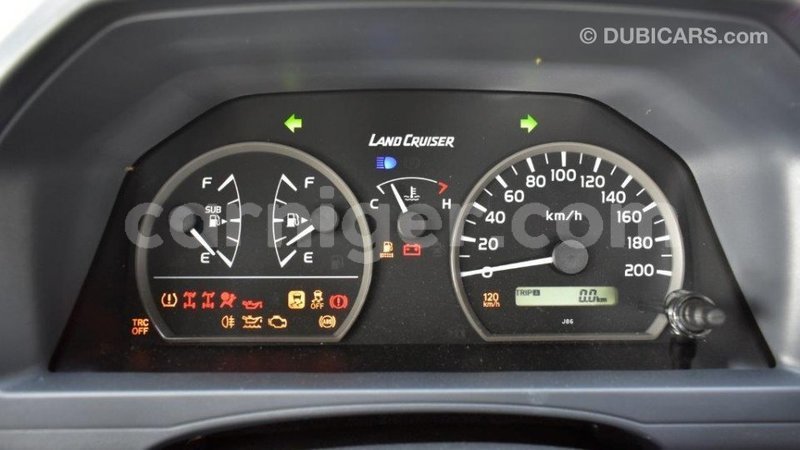 Big with watermark toyota land cruiser agadez import dubai 5465