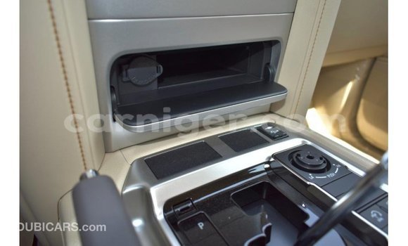 Sayi Imported Toyota Land Cruiser White Babbar mota in Import - Dubai a Agadez Sayi Imported Toyota Land Cruiser White Babbar mota in Import - Dubai a Agadez