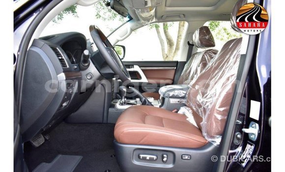 Sayi Imported Toyota Land Cruiser Black Babbar mota in Import - Dubai a Agadez Sayi Imported Toyota Land Cruiser Black Babbar mota in Import - Dubai a Agadez