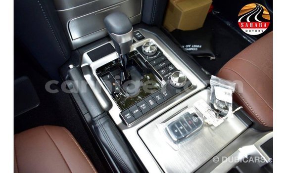 Sayi Imported Toyota Land Cruiser Black Babbar mota in Import - Dubai a Agadez Sayi Imported Toyota Land Cruiser Black Babbar mota in Import - Dubai a Agadez