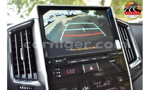 Sayi Imported Toyota Land Cruiser Black Babbar mota in Import - Dubai a Agadez Sayi Imported Toyota Land Cruiser Black Babbar mota in Import - Dubai a Agadez