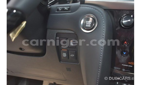 Sayi Imported Lexus LX White Mota in Import - Dubai a Agadez Sayi Imported Lexus LX White Mota in Import - Dubai a Agadez