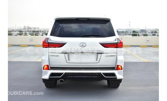 Sayi Imported Lexus LX White Mota in Import - Dubai a Agadez Sayi Imported Lexus LX White Mota in Import - Dubai a Agadez