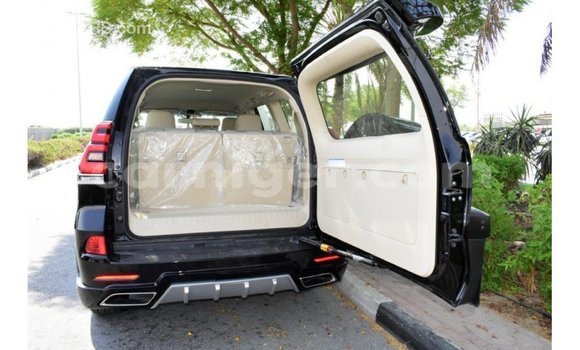 Sayi Imported Toyota Prado Black Mota in Import - Dubai a Agadez Sayi Imported Toyota Prado Black Mota in Import - Dubai a Agadez