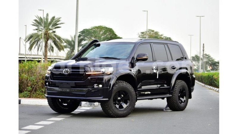 Big with watermark toyota land cruiser agadez import dubai 5477