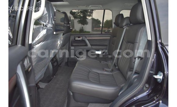 Sayi Imported Toyota Land Cruiser Black Babbar mota in Import - Dubai a Agadez Sayi Imported Toyota Land Cruiser Black Babbar mota in Import - Dubai a Agadez
