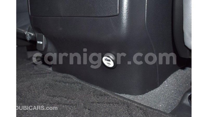 Big with watermark toyota land cruiser agadez import dubai 5477