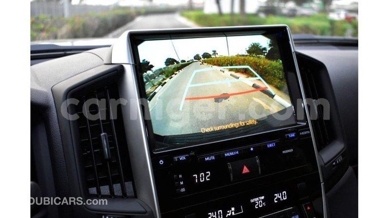 Big with watermark toyota land cruiser agadez import dubai 5477