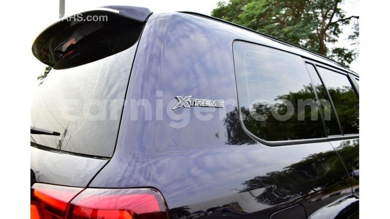 Big with watermark toyota land cruiser agadez import dubai 5477