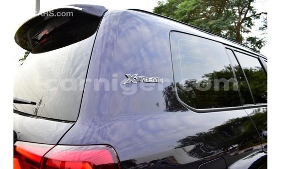 Sayi Imported Toyota Land Cruiser Black Babbar mota in Import - Dubai a Agadez Sayi Imported Toyota Land Cruiser Black Babbar mota in Import - Dubai a Agadez