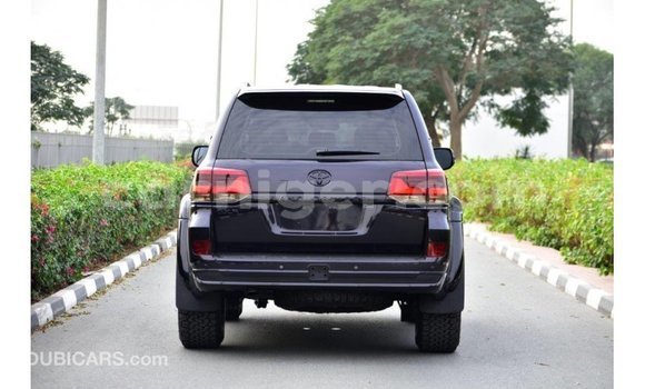 Sayi Imported Toyota Land Cruiser Black Babbar mota in Import - Dubai a Agadez Sayi Imported Toyota Land Cruiser Black Babbar mota in Import - Dubai a Agadez