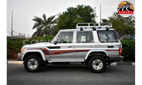 Sayi Imported Toyota Land Cruiser Other Babbar mota in Import - Dubai a Agadez Sayi Imported Toyota Land Cruiser Other Babbar mota in Import - Dubai a Agadez