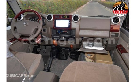 Sayi Imported Toyota Land Cruiser Other Babbar mota in Import - Dubai a Agadez Sayi Imported Toyota Land Cruiser Other Babbar mota in Import - Dubai a Agadez