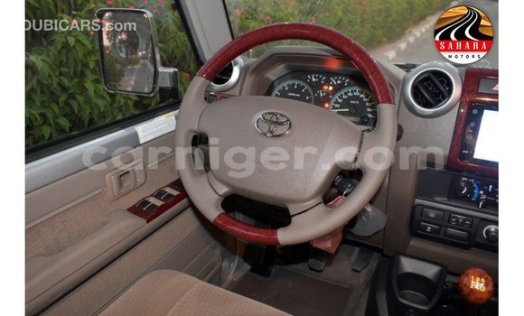 Sayi Imported Toyota Land Cruiser Other Babbar mota in Import - Dubai a Agadez Sayi Imported Toyota Land Cruiser Other Babbar mota in Import - Dubai a Agadez