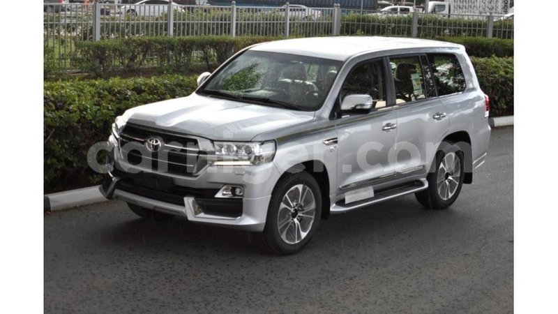 Big with watermark toyota land cruiser agadez import dubai 5480