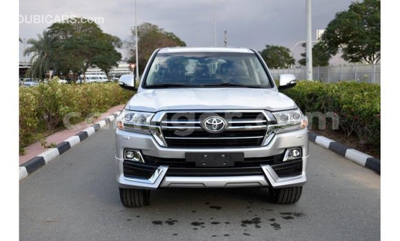 Sayi Imported Toyota Land Cruiser Other Babbar mota in Import - Dubai a Agadez Sayi Imported Toyota Land Cruiser Other Babbar mota in Import - Dubai a Agadez