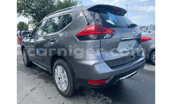 Buy Import Nissan Evalia Other Truck in Import - Dubai in Agadez Buy Import Nissan Evalia Other Truck in Import - Dubai in Agadez