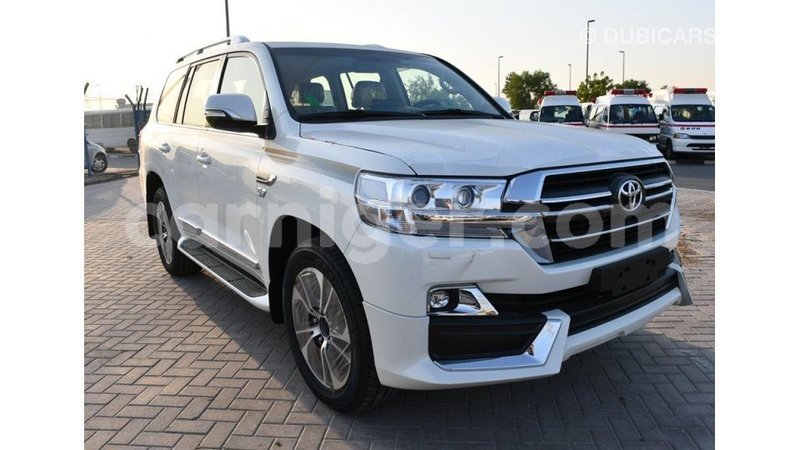 Big with watermark toyota land cruiser agadez import dubai 5486