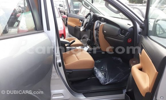 Buy Import Toyota Fortuner Other Car in Import - Dubai in Agadez Buy Import Toyota Fortuner Other Car in Import - Dubai in Agadez
