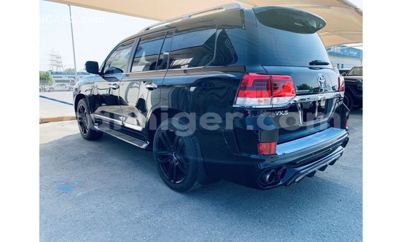 Buy Import Toyota Land Cruiser Black Truck in Import - Dubai in Agadez Buy Import Toyota Land Cruiser Black Truck in Import - Dubai in Agadez