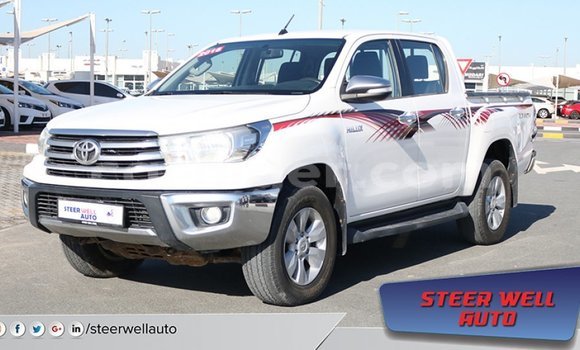 Buy Import Toyota Hilux White Car in Import - Dubai in Agadez Buy Import Toyota Hilux White Car in Import - Dubai in Agadez