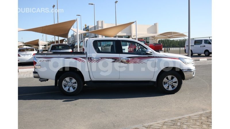 Big with watermark toyota hilux agadez import dubai 5491