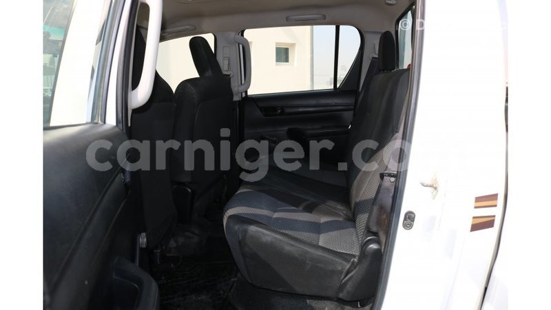 Big with watermark toyota hilux agadez import dubai 5492