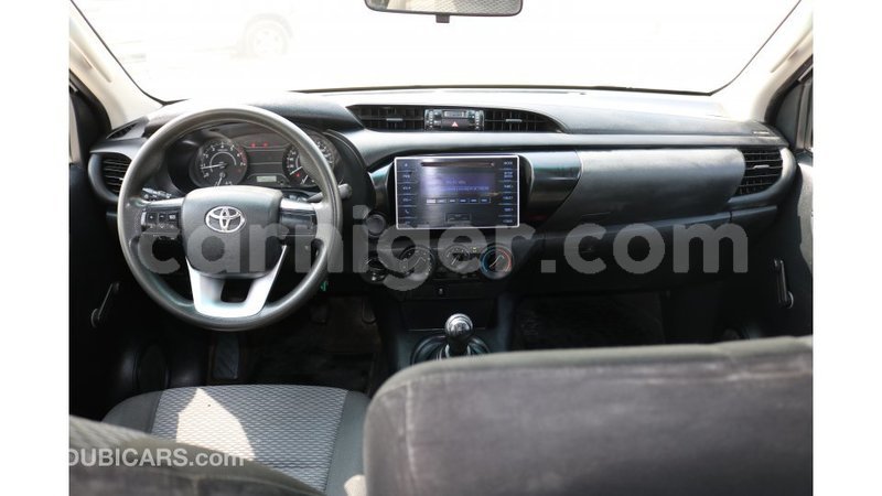 Big with watermark toyota hilux agadez import dubai 5492