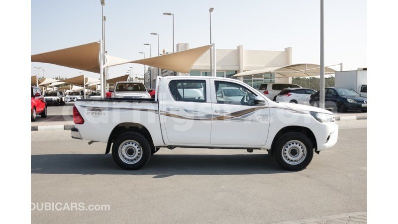 Big with watermark toyota hilux agadez import dubai 5493