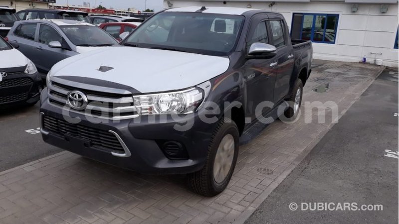 Big with watermark toyota hilux agadez import dubai 5496