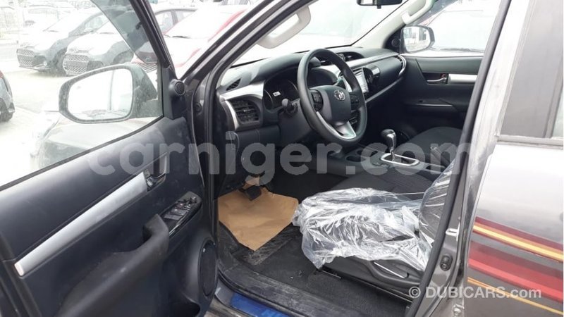 Big with watermark toyota hilux agadez import dubai 5496